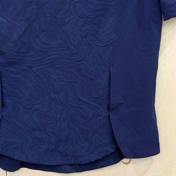 LULULEMON Lightweight Stretch Run T-Shirt Size 4? Airflow Embossed Blue - Picture 3 of 9